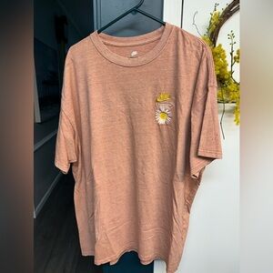 Nike Men's Coral T-Shirt with Daisy Design